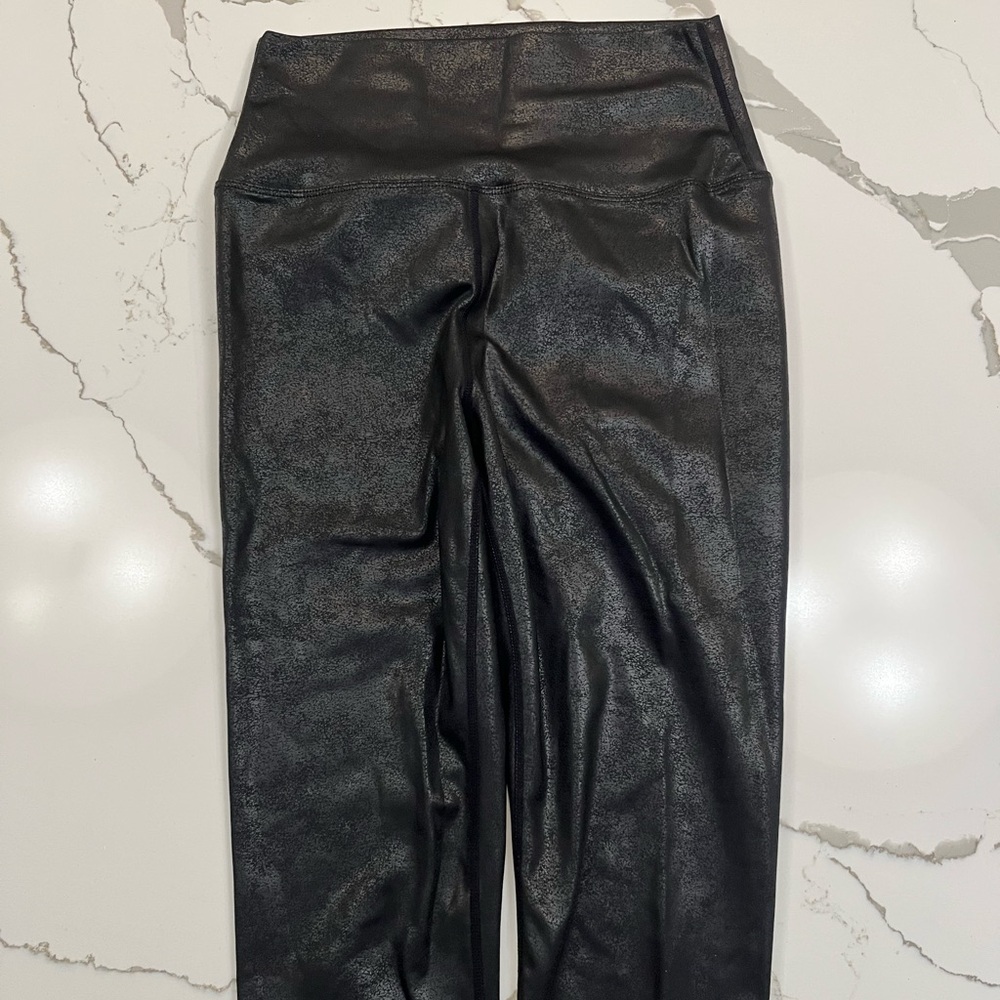 Carbon38 Textured Black Leggings, Size S